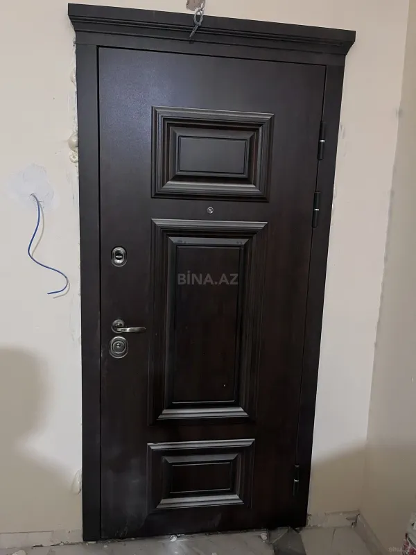 Satılır 3 otaqlı mənzil 107 m²