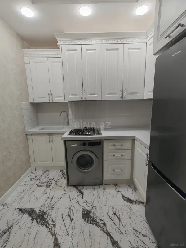 Kirayə verilir 2 otaqlı mənzil 70 m²