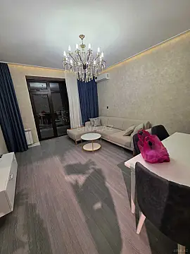 Kirayə verilir 2 otaqlı mənzil 70 m² — Bakı 2 otaq 70.00 m²