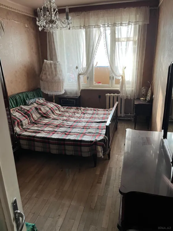 Satılır 3 otaqlı mənzil 115 m²