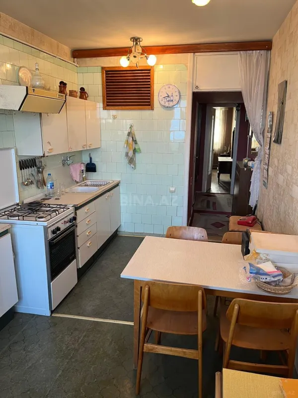 Satılır 3 otaqlı mənzil 115 m²