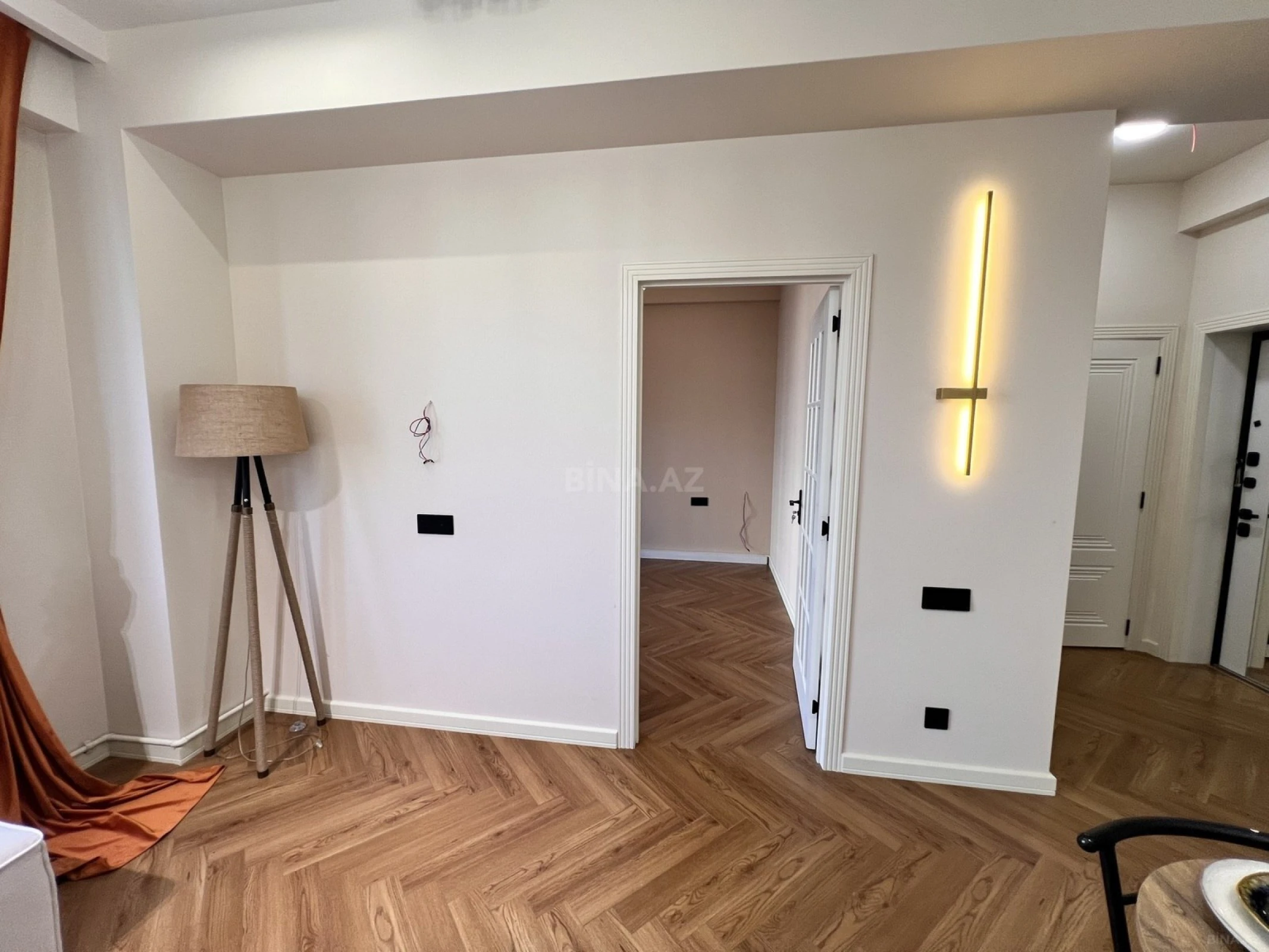 Satılır 2 otaqlı mənzil 44 m²