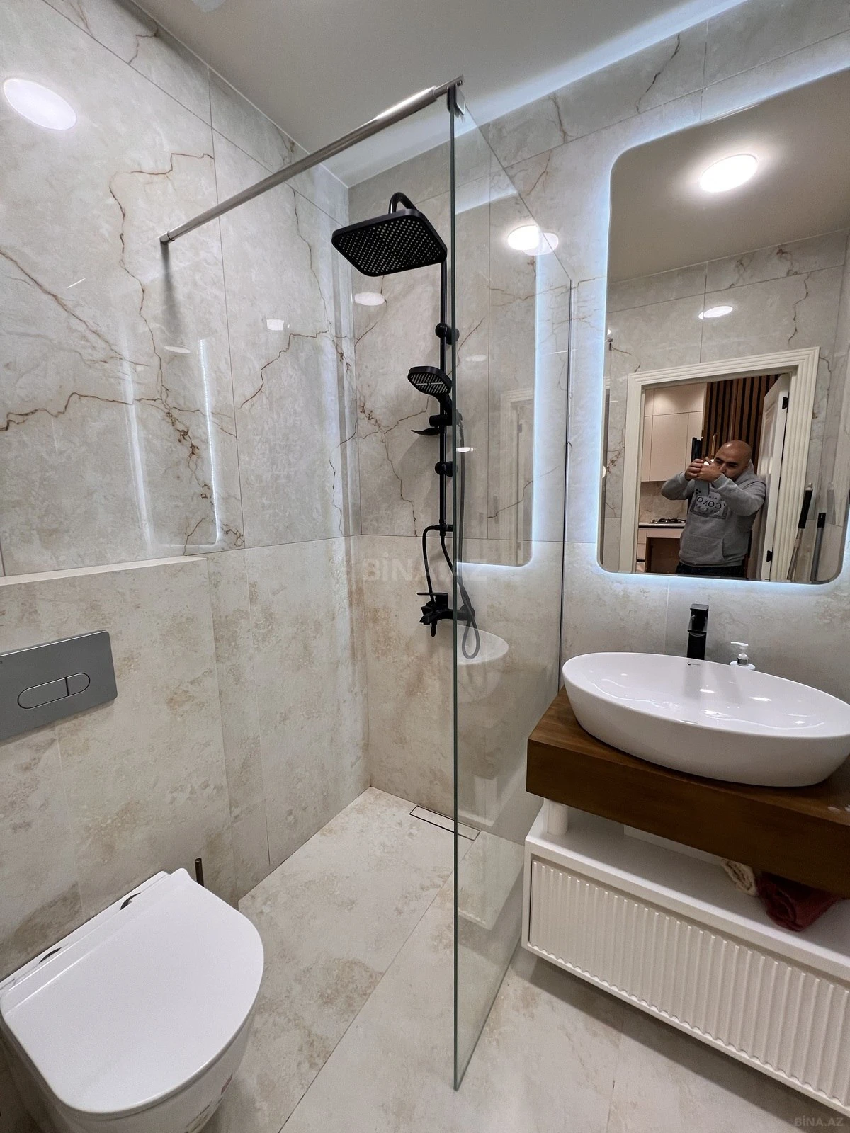 Satılır 2 otaqlı mənzil 44 m²