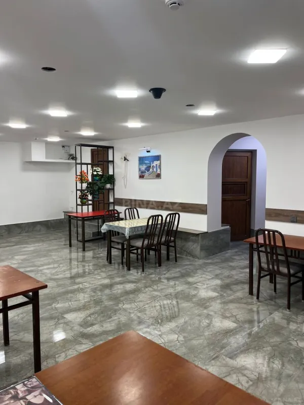 Kirayə verilir obyekt 140 m²