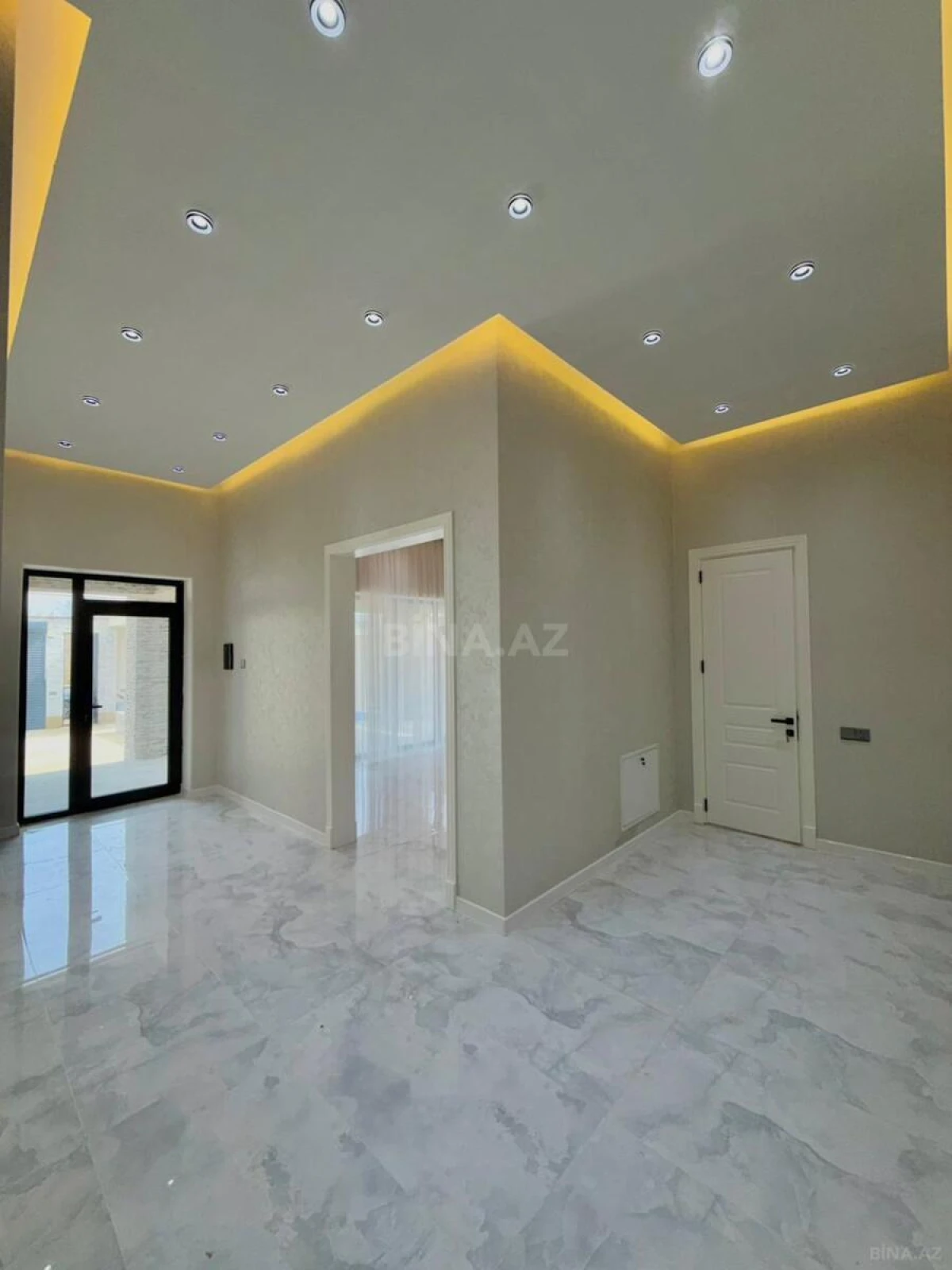 Satılır 4 otaqlı həyət evi 170 m²
