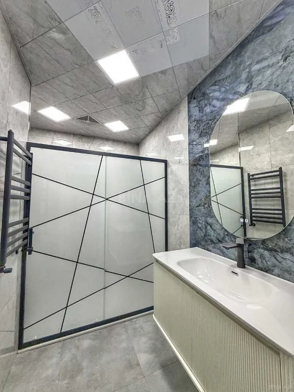 Satılır 4 otaqlı mənzil 155 m²