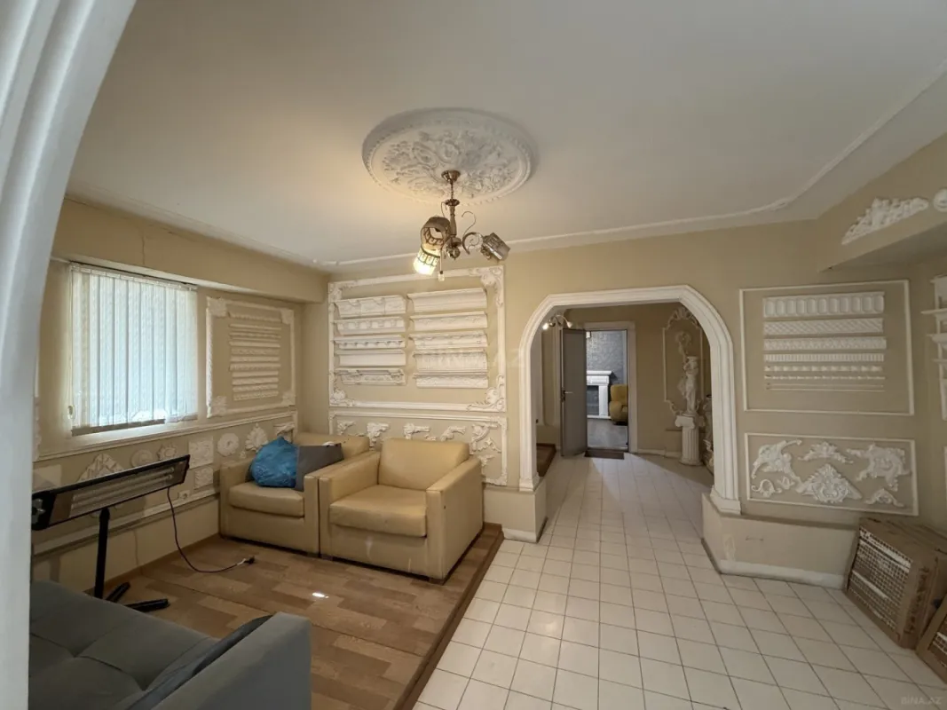 Kirayə verilir 4 otaqlı ofis 150 m²