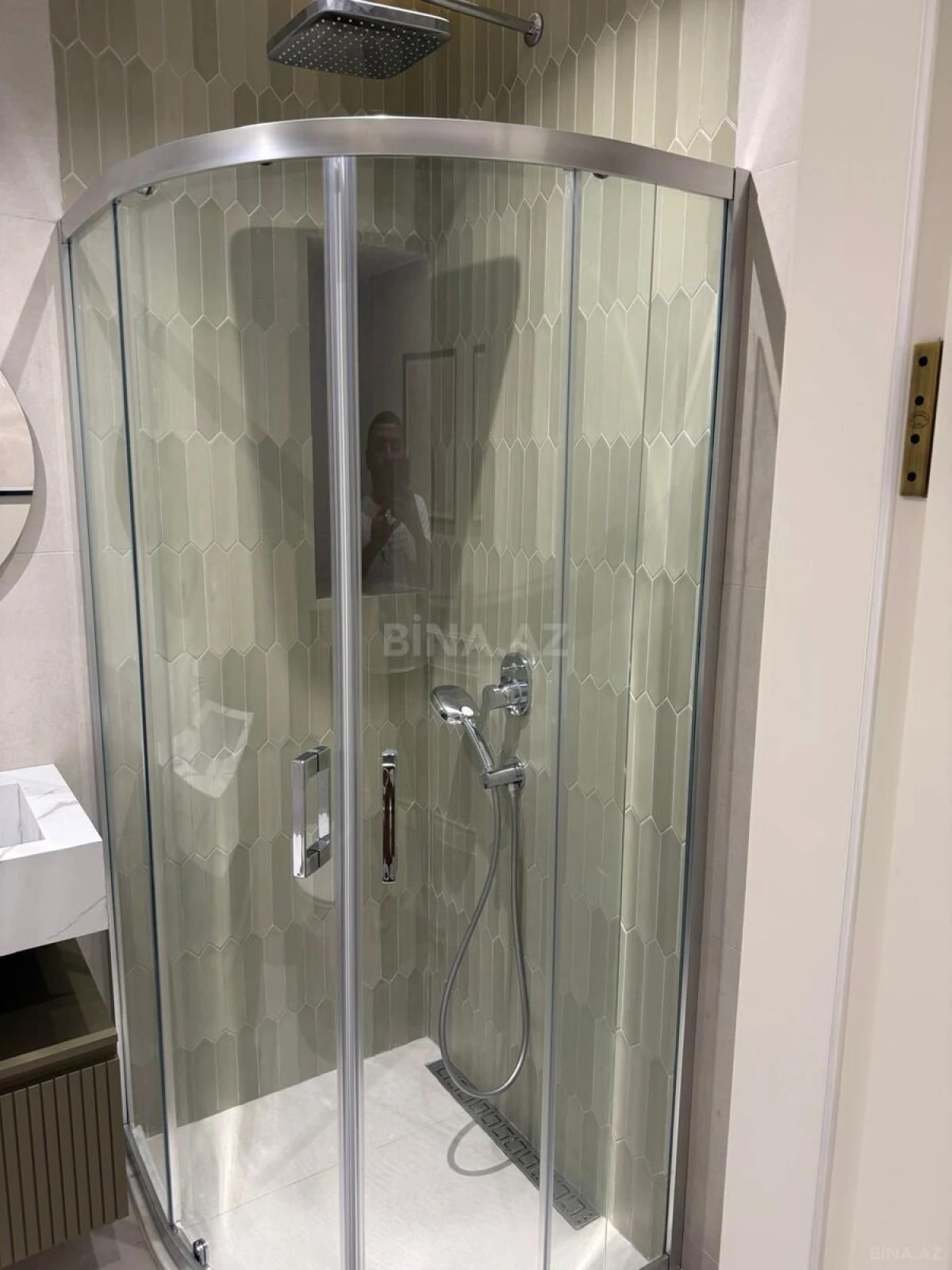 Satılır 2 otaqlı mənzil 67 m²