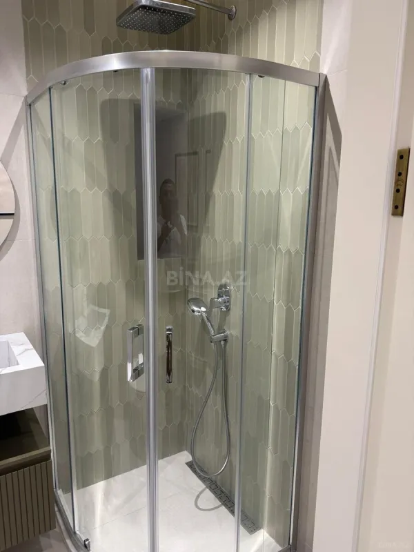 Satılır 2 otaqlı mənzil 67 m²