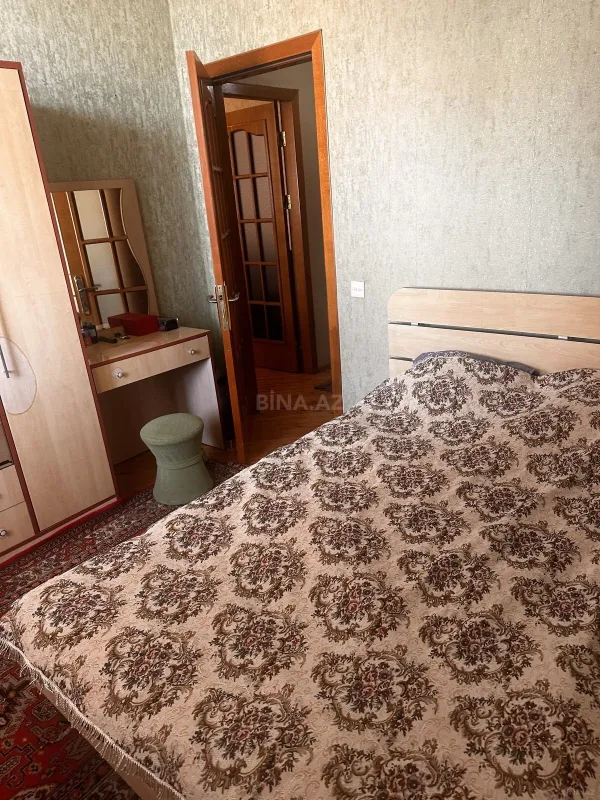 Kirayə verilir 2 otaqlı mənzil 65 m²