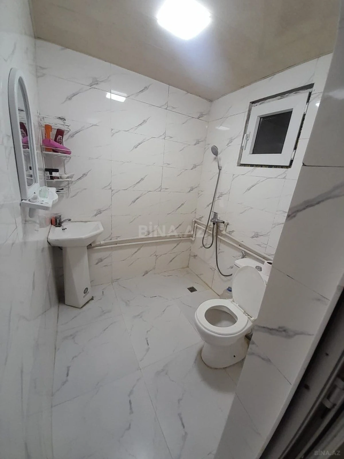 Kirayə verilir 2 otaqlı həyət evi 45 m²