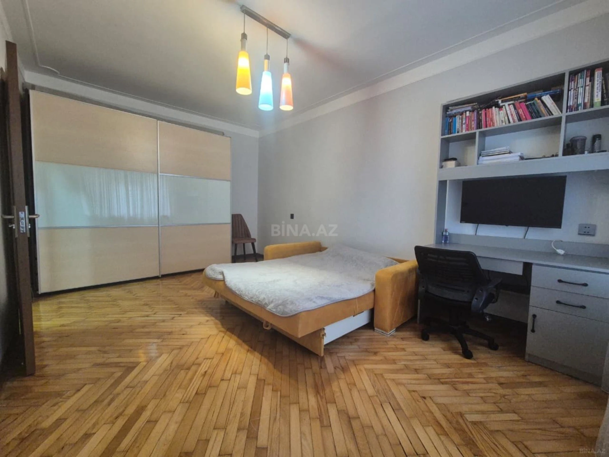 Satılır 3 otaqlı mənzil 90 m²