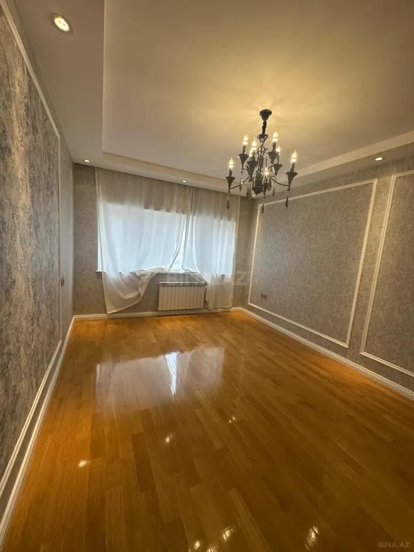 Satılır 3 otaqlı mənzil 95 m²