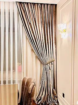 Satılır 4 otaqlı mənzil 140 m²