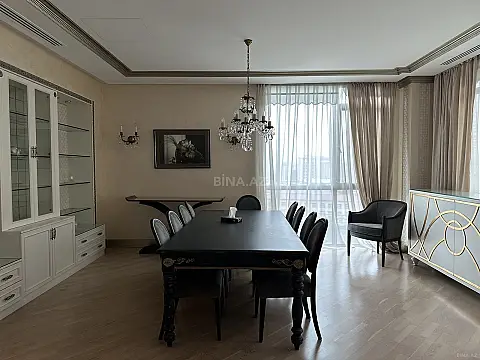 Kirayə verilir 3 otaqlı mənzil 170 m²