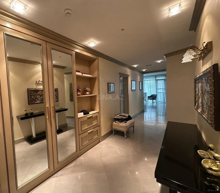 Kirayə verilir 3 otaqlı mənzil 170 m²