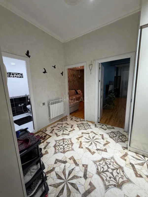 Satılır 2 otaqlı mənzil 65 m²