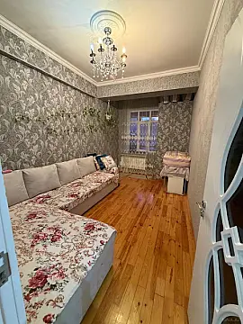 Satılır 2 otaqlı mənzil 65 m²