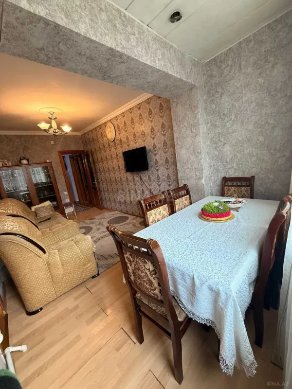 Satılır 3 otaqlı mənzil 120 m²