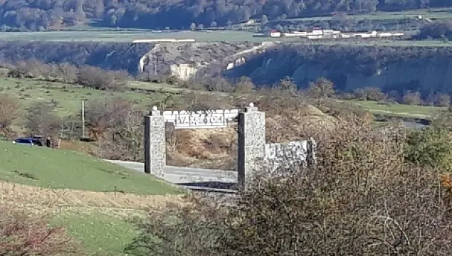 Satılır torpaq sahəsi 25 m²