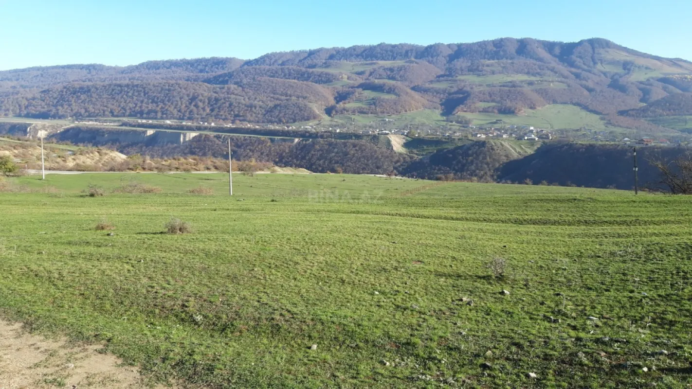 Satılır torpaq sahəsi 25 m²