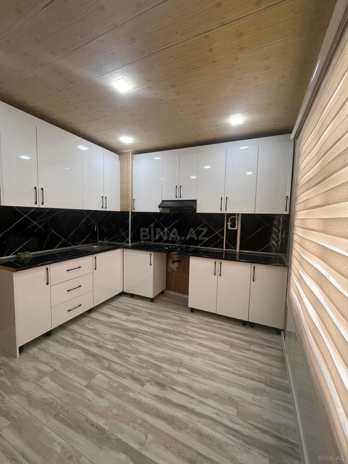 Satılır 3 otaqlı mənzil 65 m²