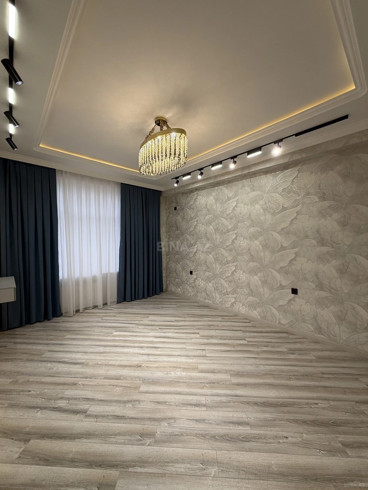 Satılır 3 otaqlı mənzil 86 m²