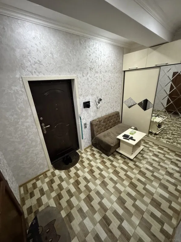 Satılır 1 otaqlı mənzil 50 m²