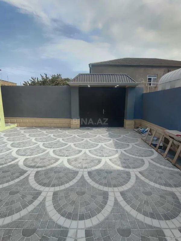 Satılır 4 otaqlı həyət evi 100 m²