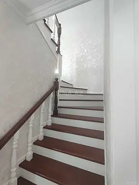 Satılır 4 otaqlı həyət evi 100 m²