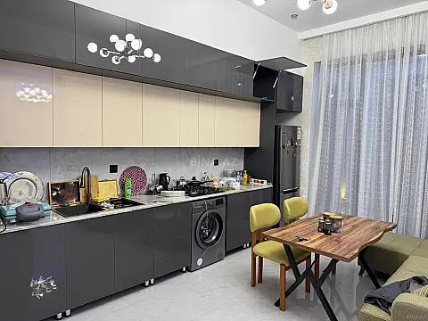 Satılır 4 otaqlı həyət evi 170 m²