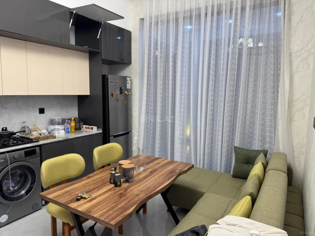 Satılır 4 otaqlı həyət evi 170 m²