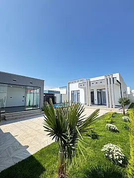 Satılır 4 otaqlı həyət evi 170 m²