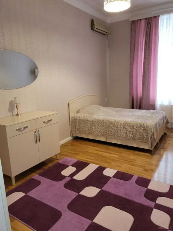 Satılır 3 otaqlı mənzil 90 m²