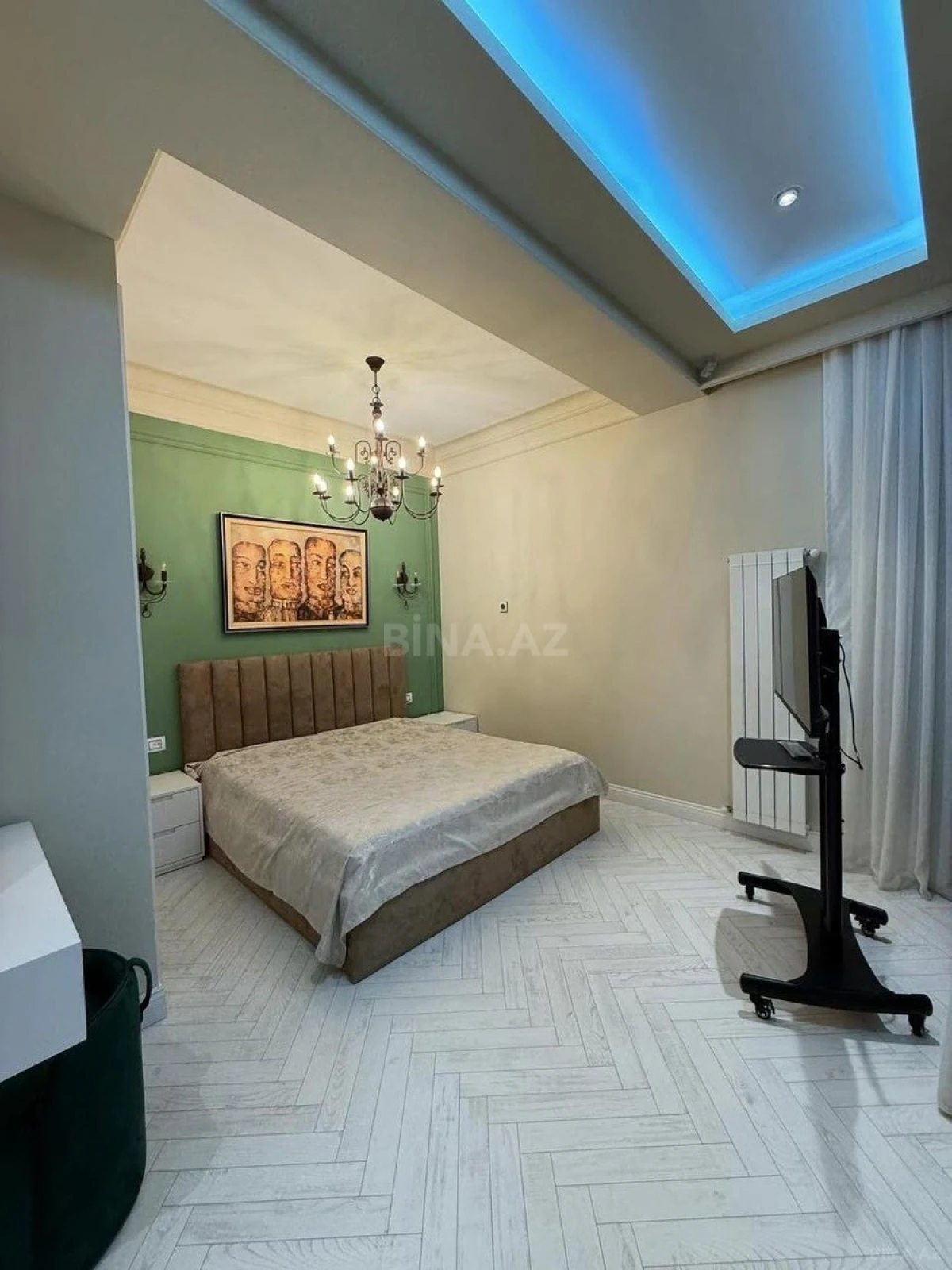 Kirayə verilir 5 otaqlı həyət evi 500 m²