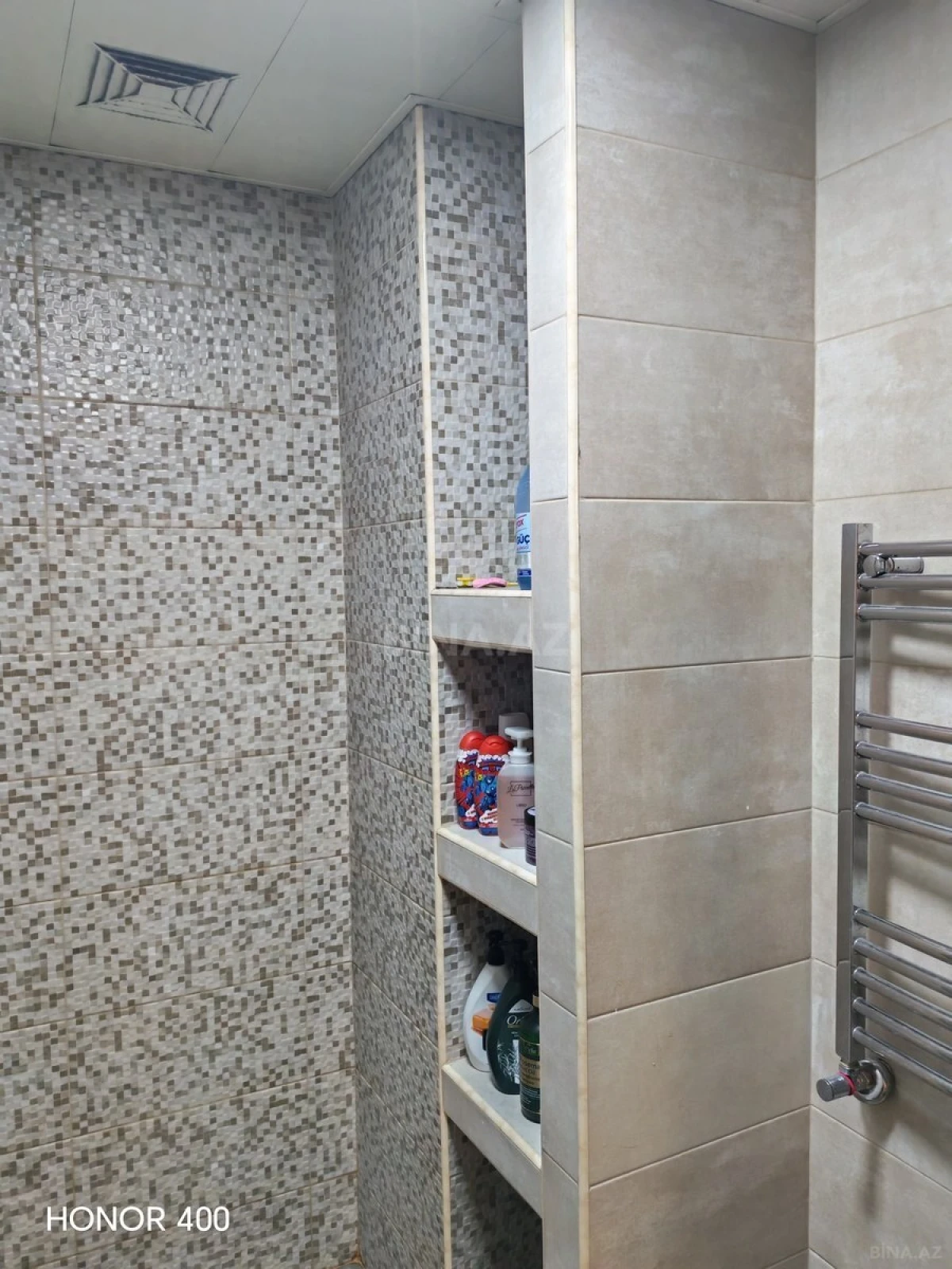 Satılır 2 otaqlı mənzil 76 m²