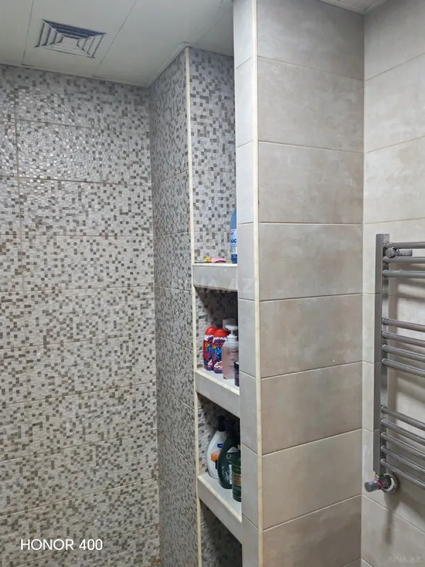 Satılır 2 otaqlı mənzil 76 m²