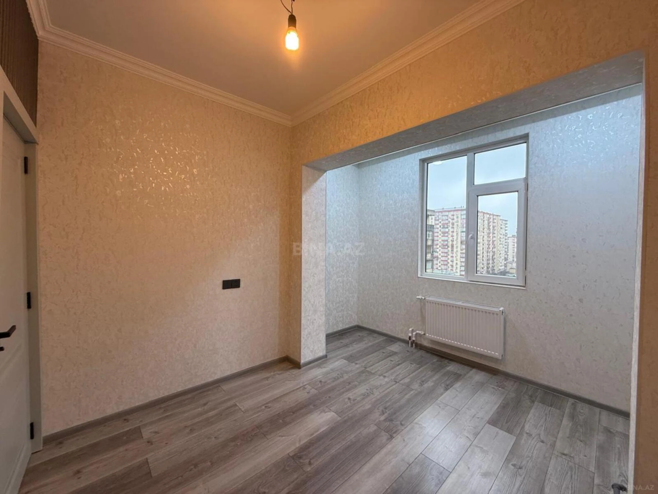 Satılır 2 otaqlı mənzil 42 m²