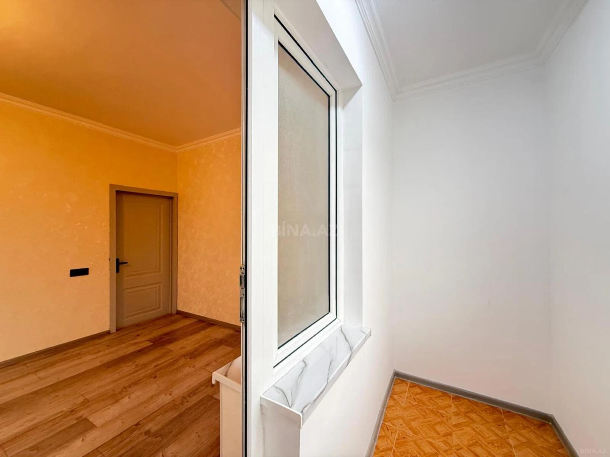 Satılır 2 otaqlı mənzil 42 m²