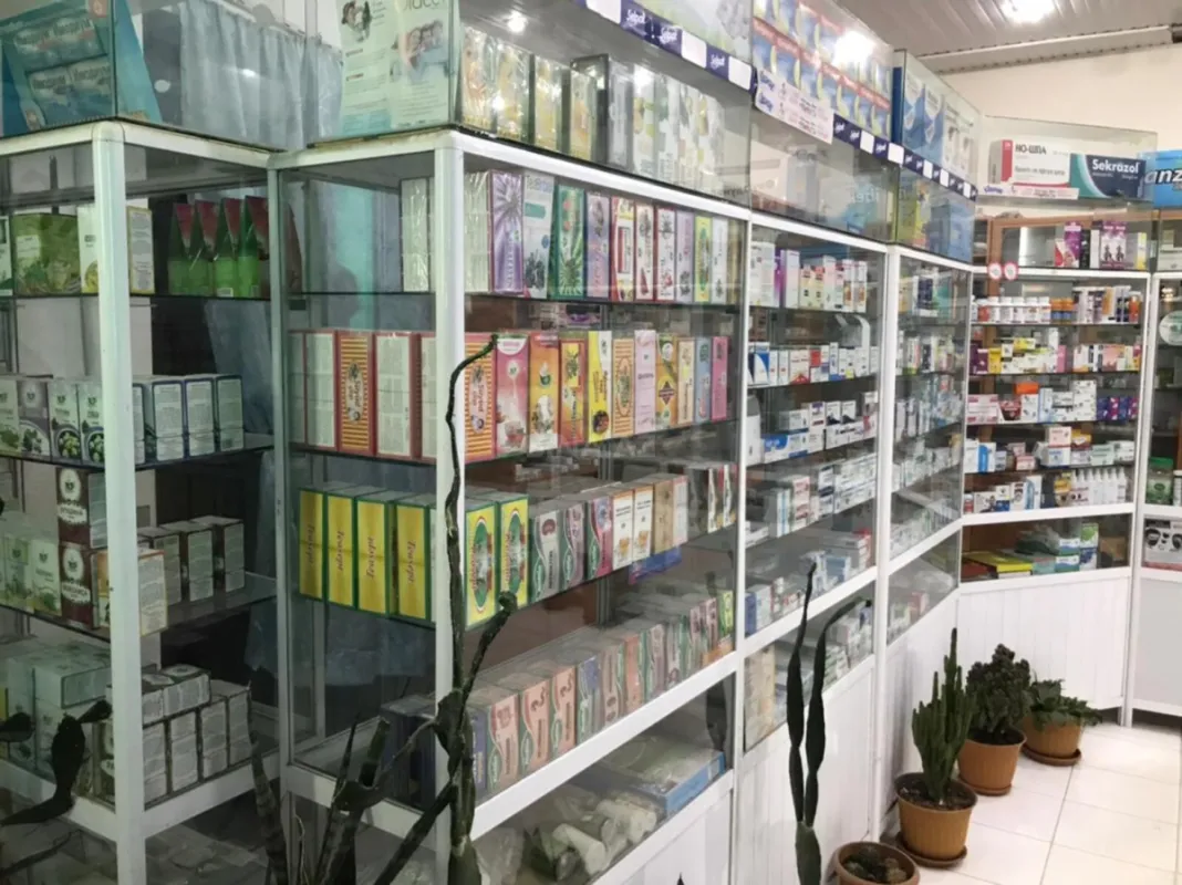 Satılır obyekt 77 m²