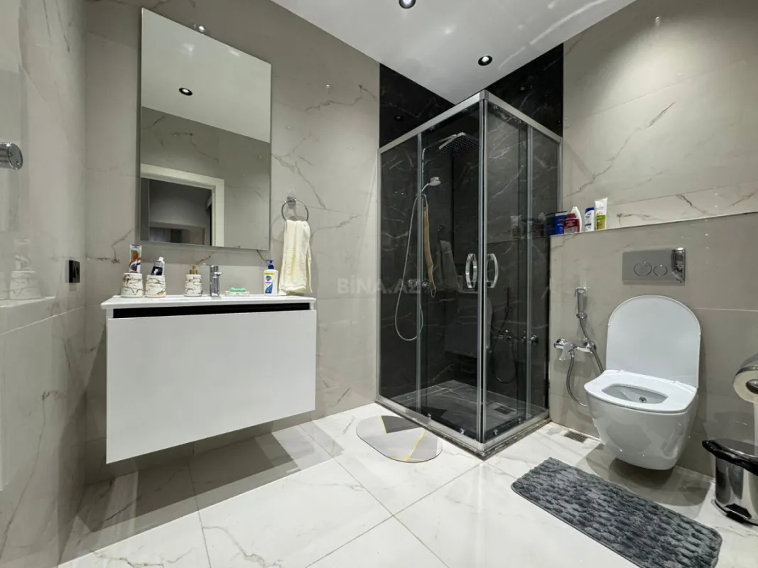 Satılır 2 otaqlı mənzil 80 m²