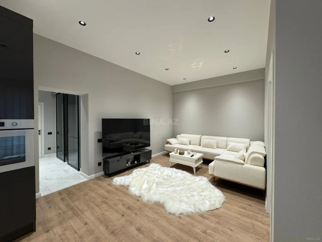 Satılır 2 otaqlı mənzil 80 m²