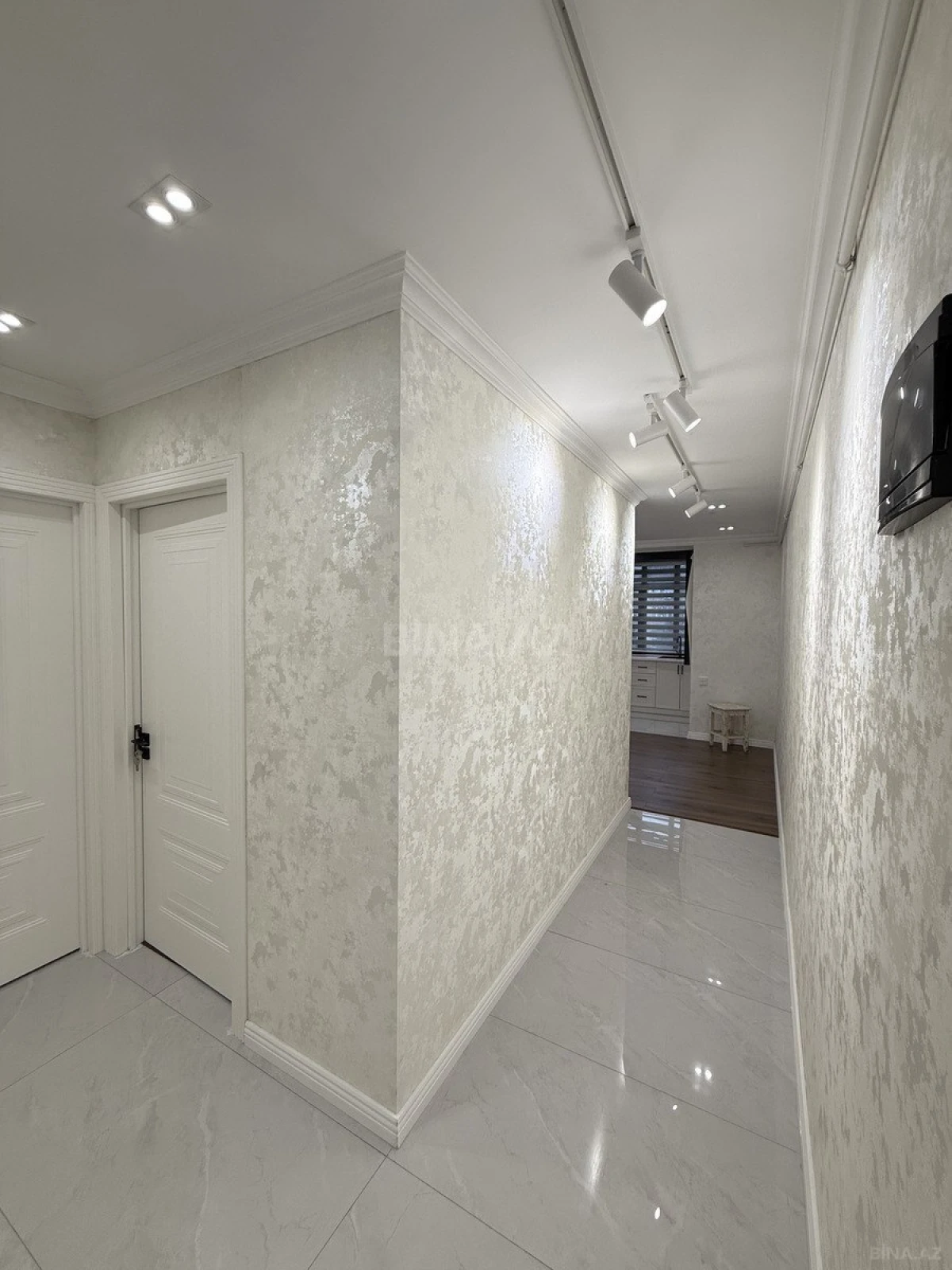 Satılır 3 otaqlı mənzil 55 m²