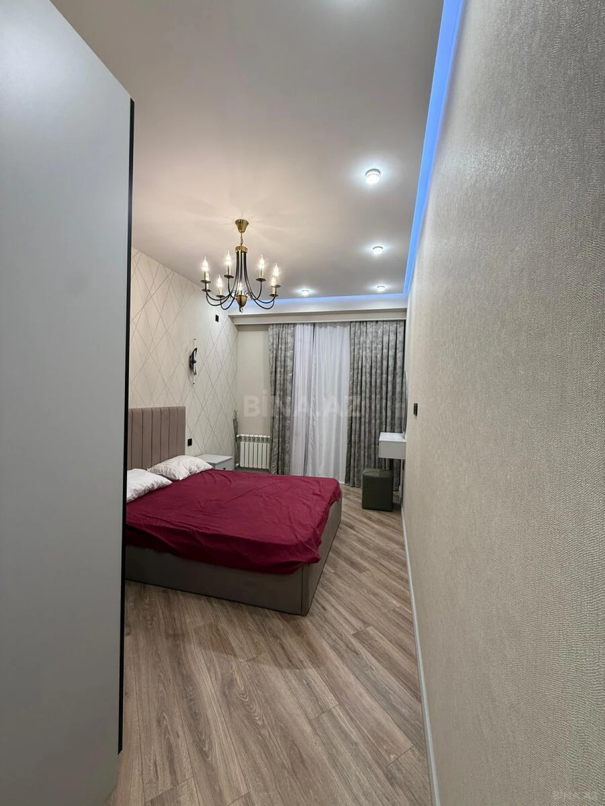 Satılır 2 otaqlı mənzil 55 m²