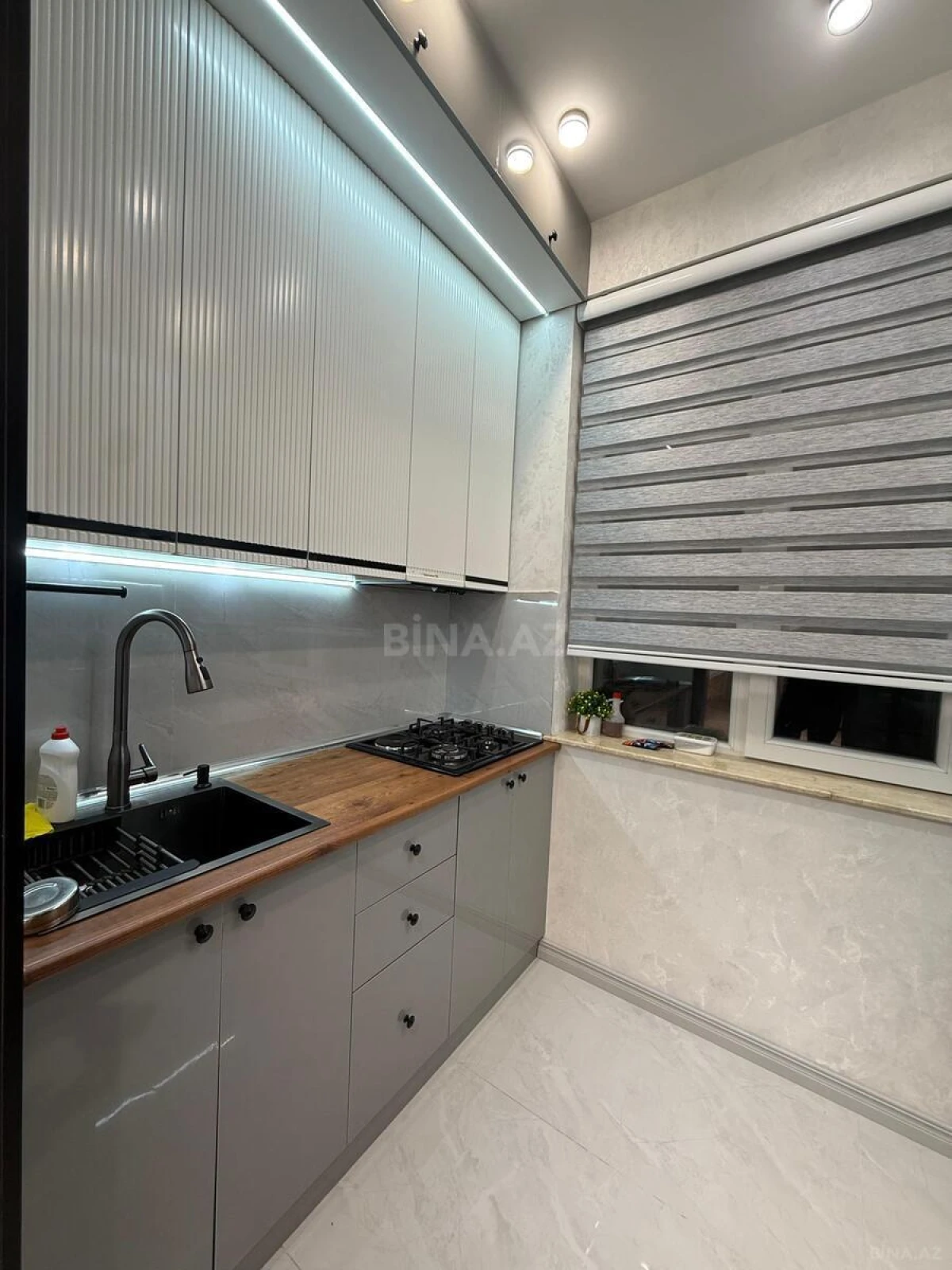 Satılır 2 otaqlı mənzil 55 m²