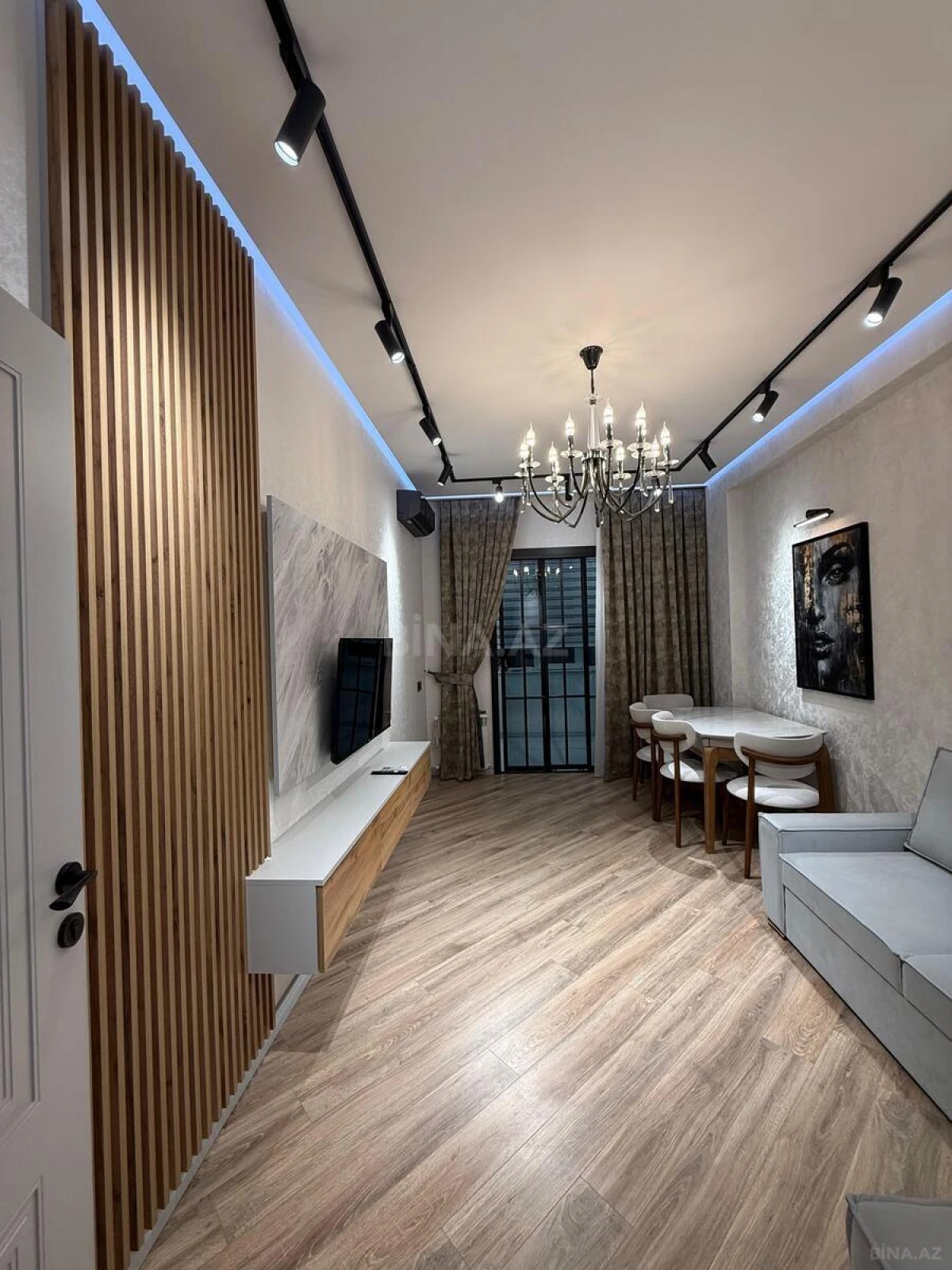 Satılır 2 otaqlı mənzil 55 m²