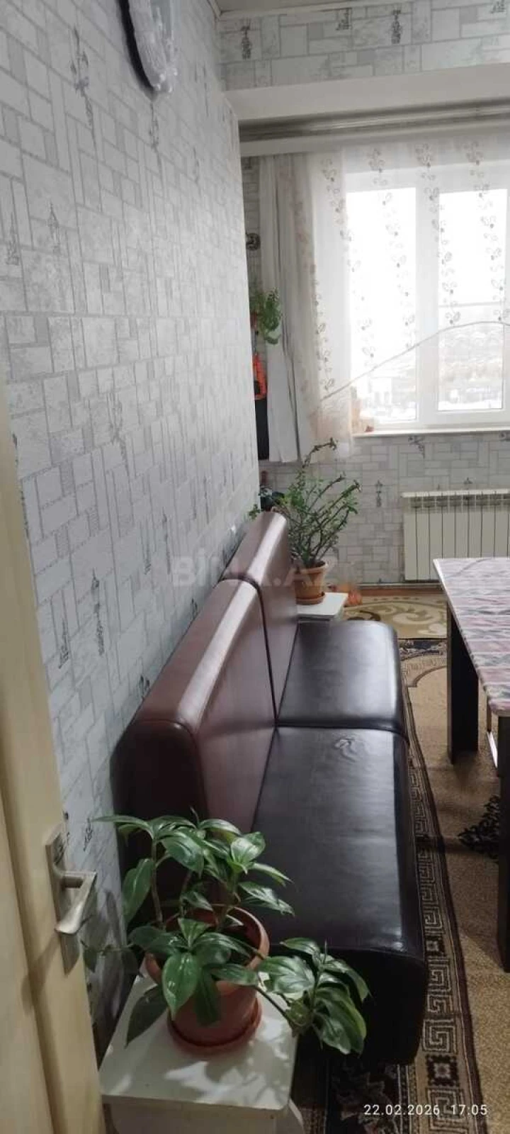 Satılır 3 otaqlı mənzil 72 m²