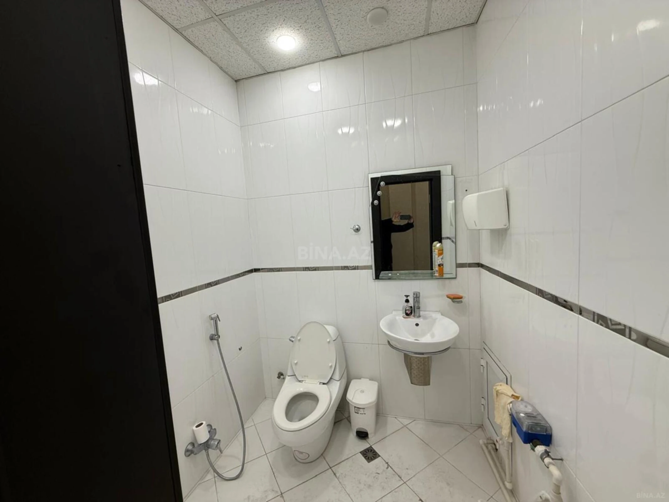 Kirayə verilir 8 otaqlı ofis 440 m²