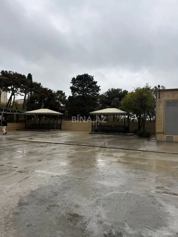 Satılır 4 otaqlı mənzil 150 m²