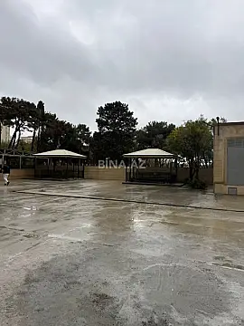 Satılır 4 otaqlı mənzil 150 m²